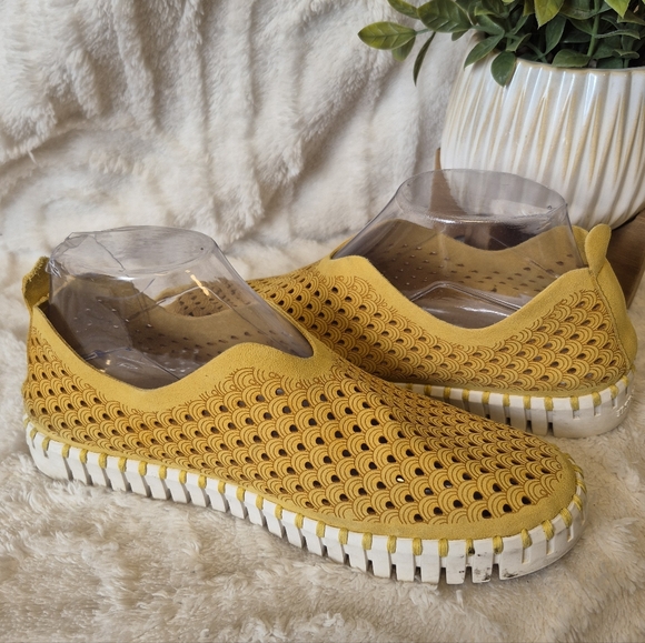 Ilse Jacobsen Tulip Shoes Butter Yellow Perforated Slip-Ons Size 8.5 US, 39 EU - Picture 12 of 15